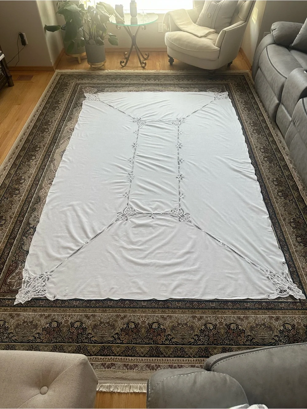 Vintage White Cotton Battenberg Lace Tablecloth 94x61 Hand Embroidered